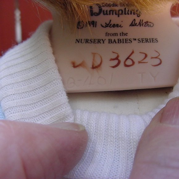 TERRI DeHETRE "DIDDLE DIDDLE DUMPLING DOLL IN ORIGINAL BOX WITH COA - Picture 8 of 12